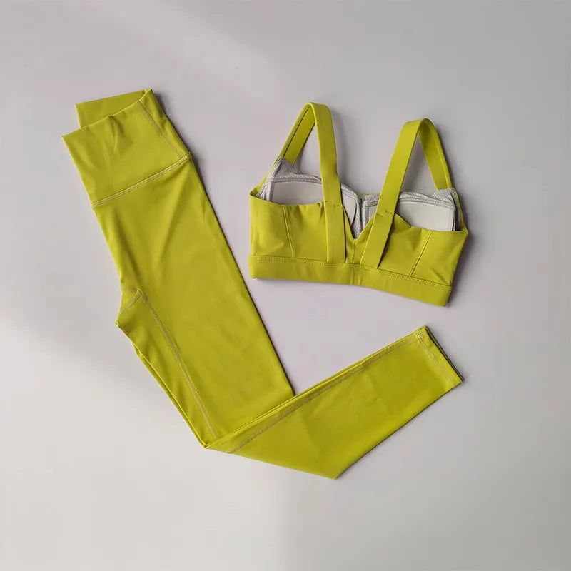 Women’s Seamless Yoga Set – Push-Up Sports Bra & High Waist Leggings