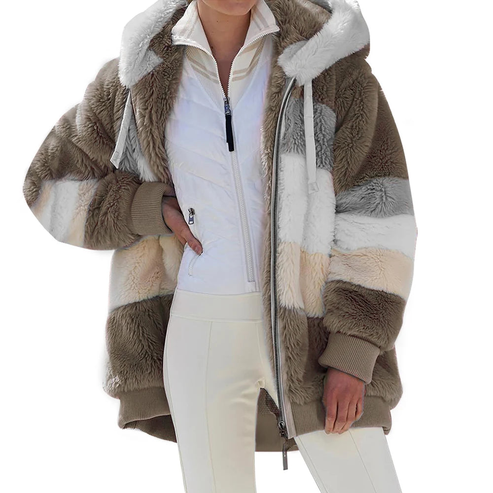 Women’s oversized athletic sanctuary coat, warm zip-up essential layer with a comfortable, relaxed fit perfect for casual wear.