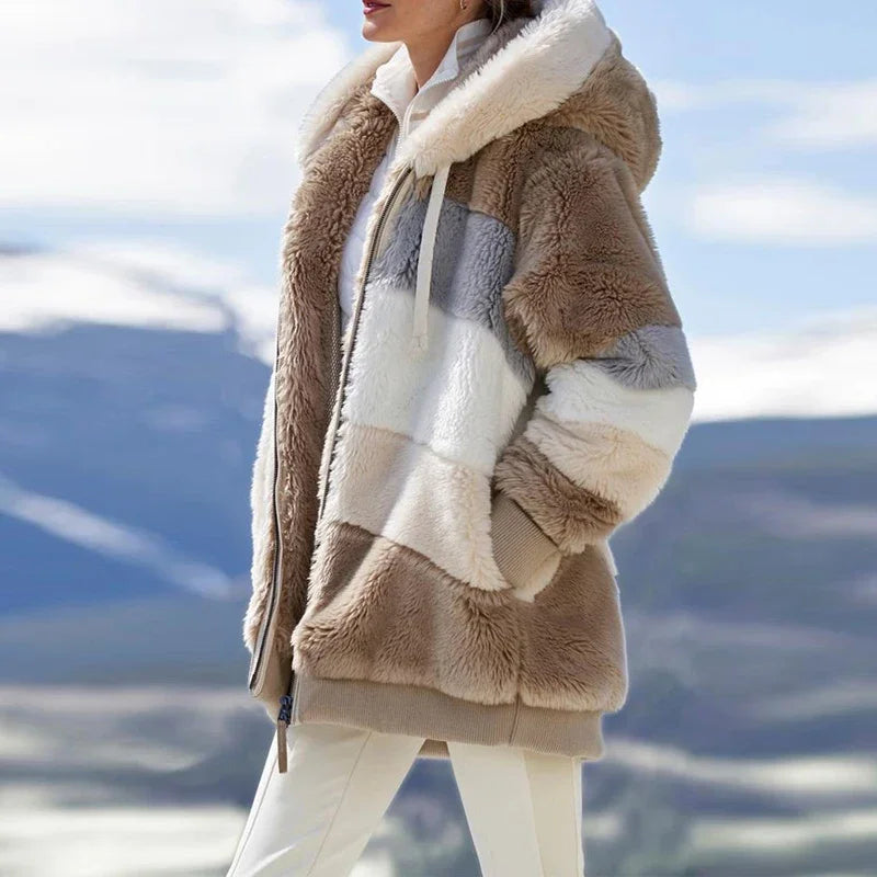 Women’s Essential Oversized Athletic Sanctuary coat, warm zip-up comfort layer, loose fit, cozy outerwear for chilly days