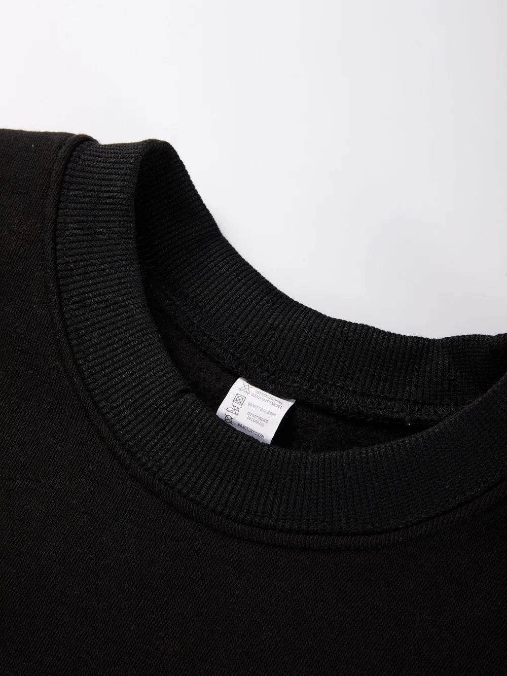 Men’s athletic sanctuary fleece pullover sweatshirt, soft casual streetwear top with a cozy fit and comfortable design.